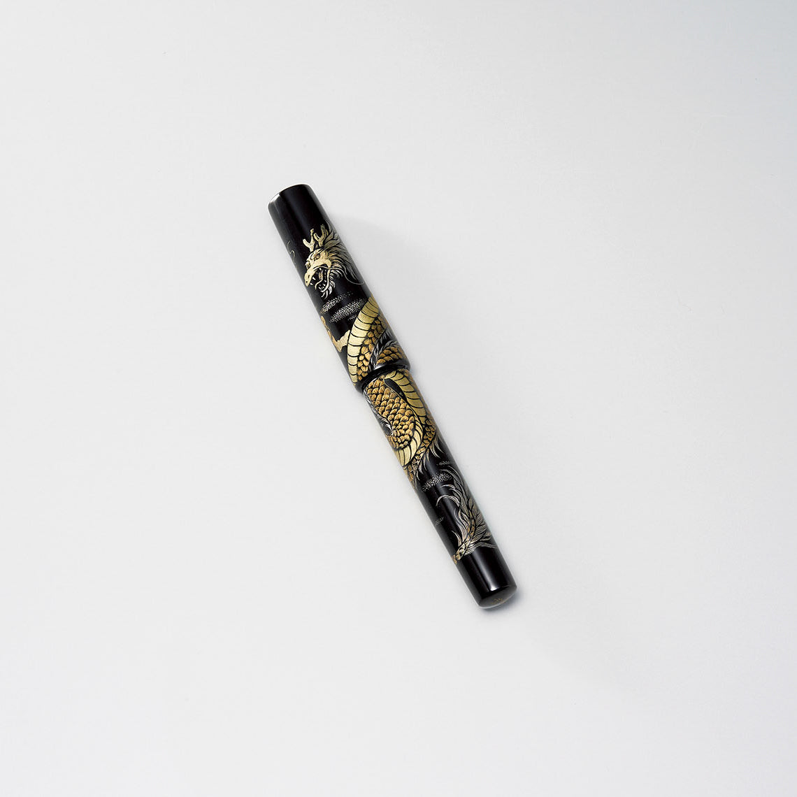 Chinkin Lacquer Fountain Pen –Rising Dragon
