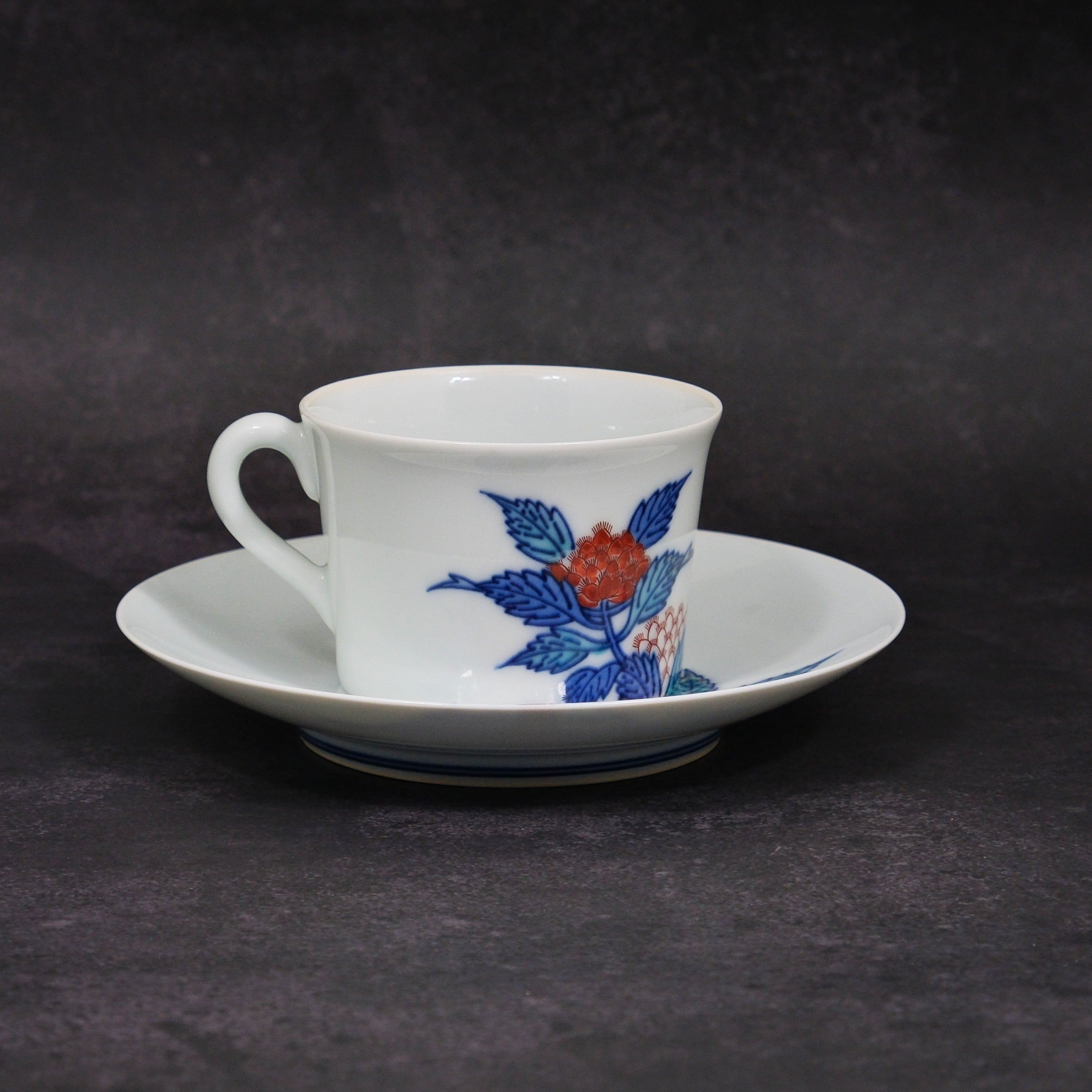 Fujibakama Teacup & Saucer Set Nabeshima Porcelain by the 13th Imaizumi Imaemon (1926-2001)