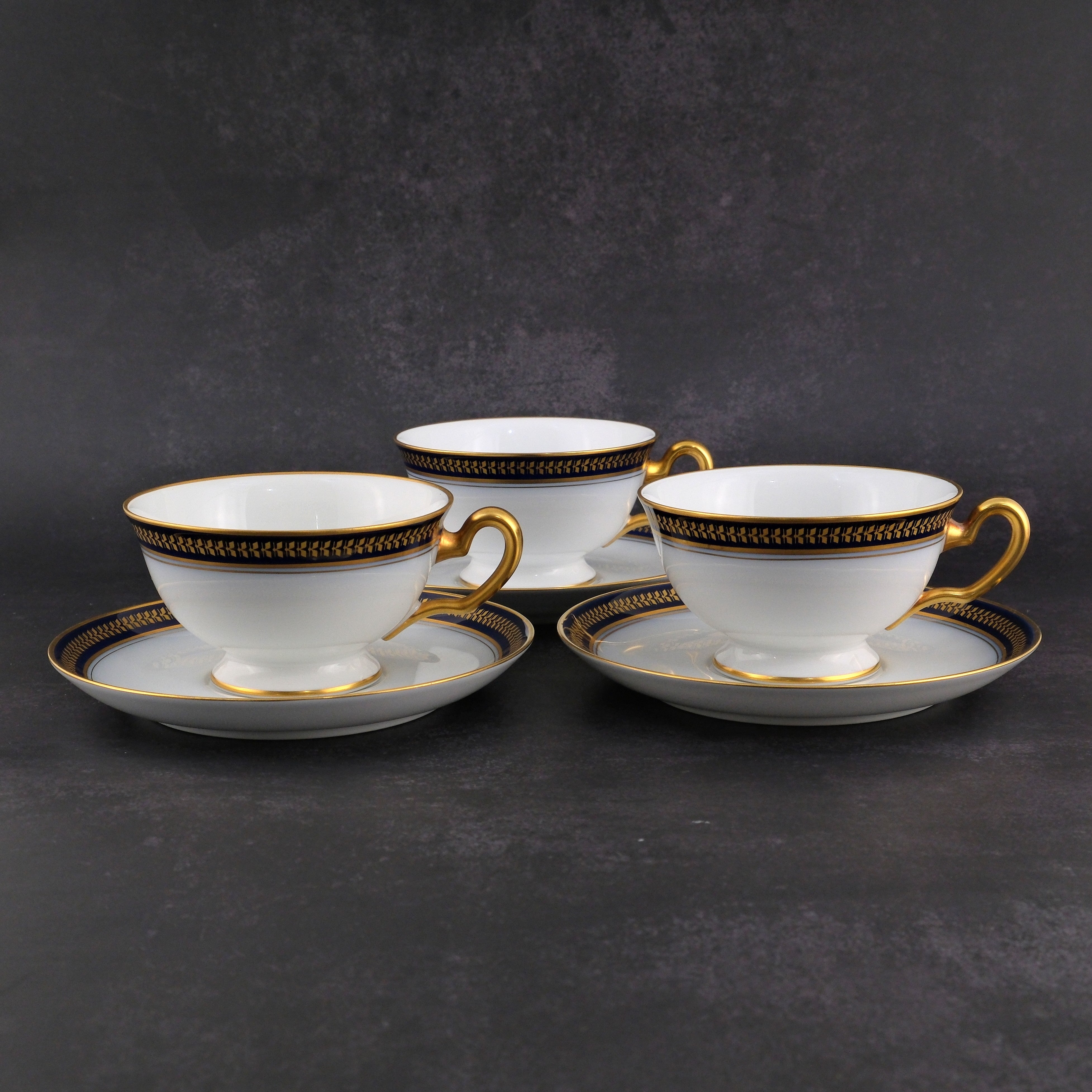 Okura Art China "Gold Wing" Cup and Saucer– Set of 3