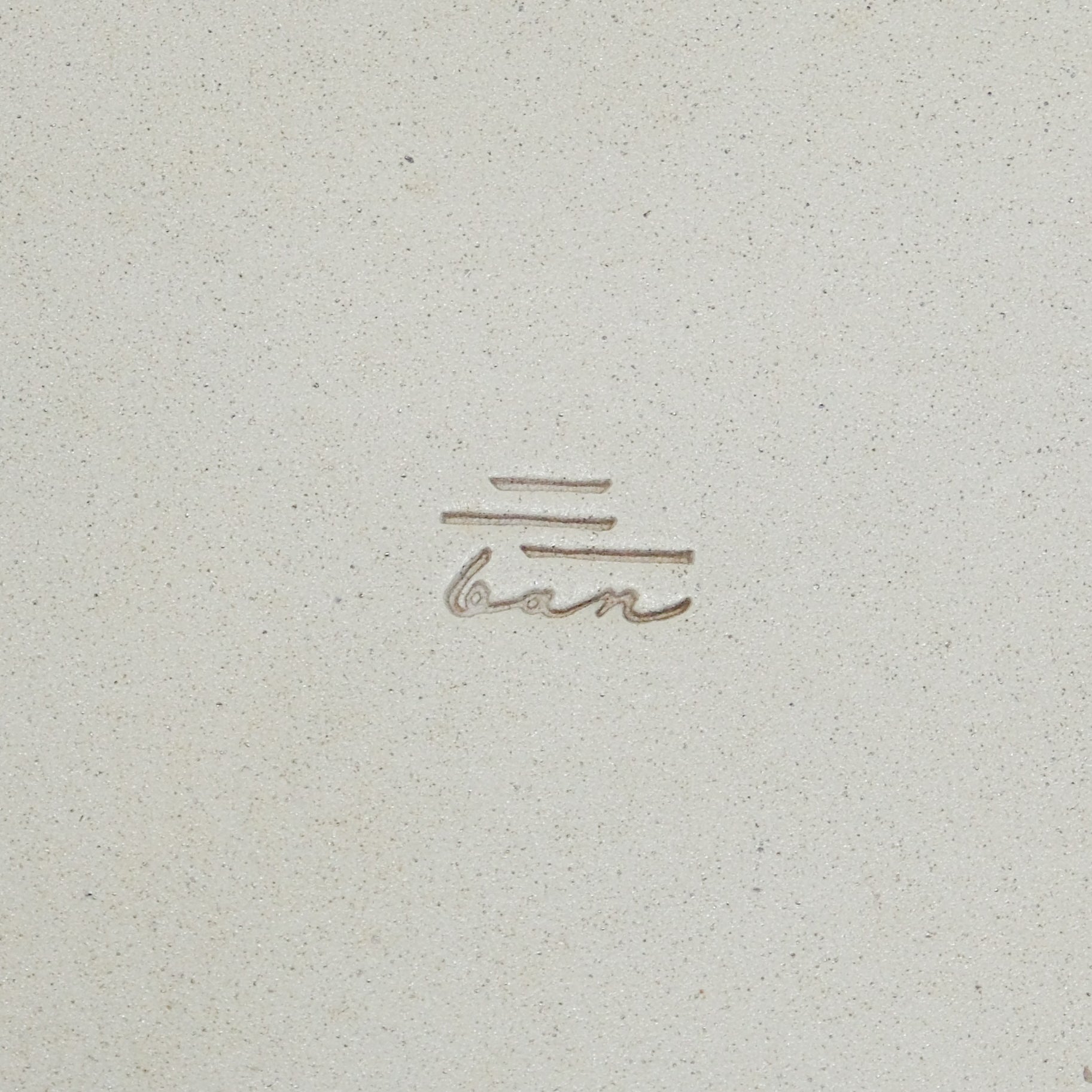 ”ban” Square Plate Set – 2 Sizes(White)