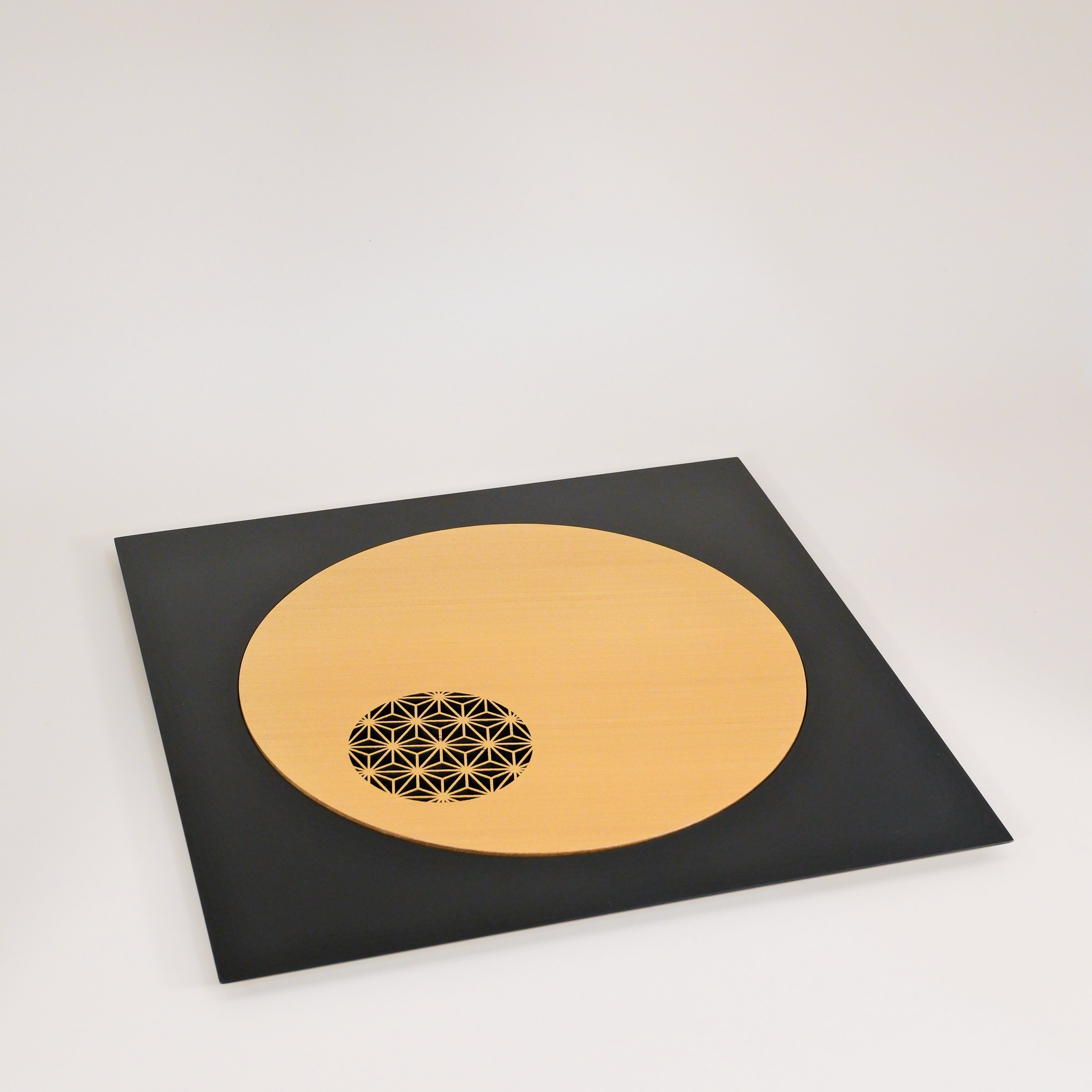 Asanoha Moon Urushi Wood Plate --square(Black)
