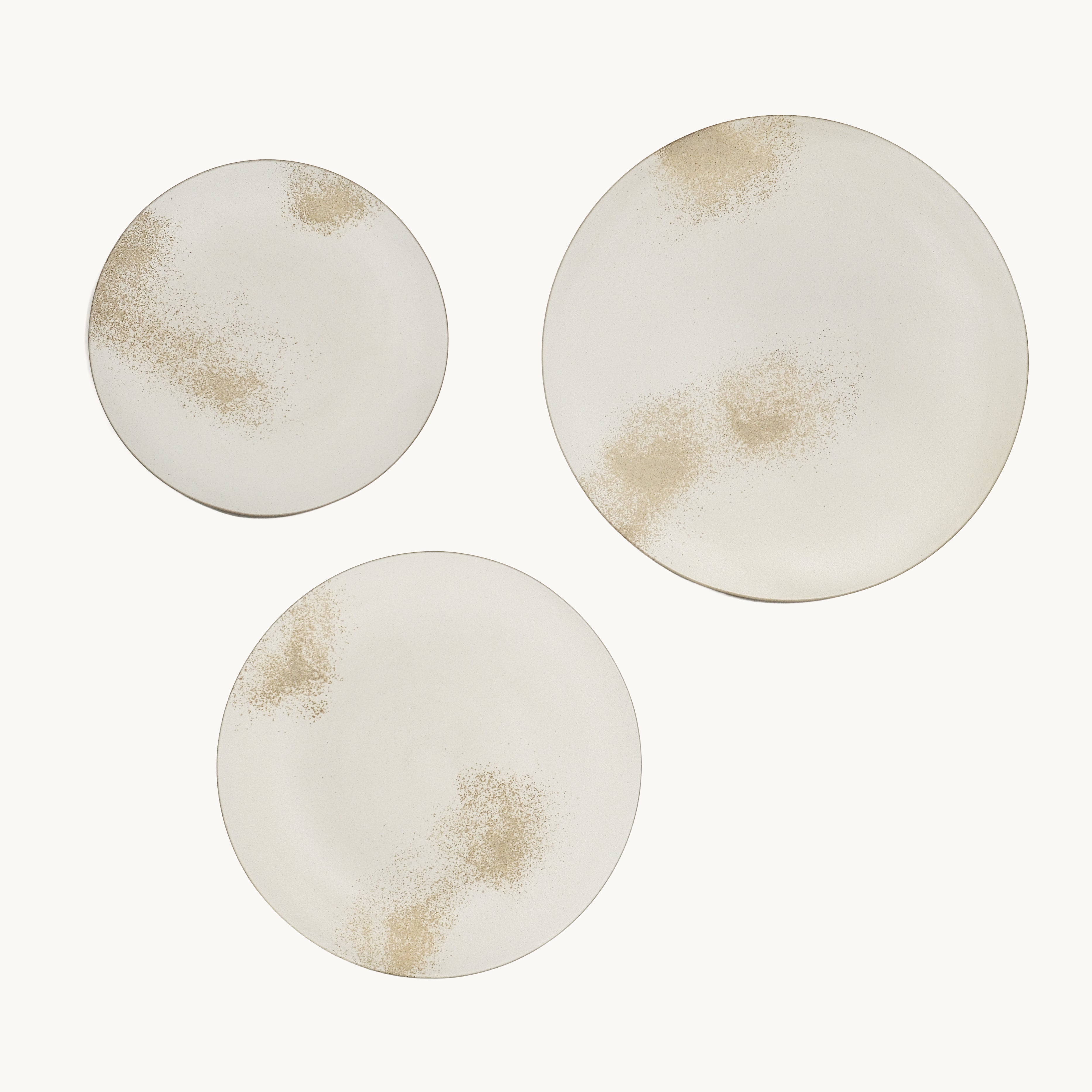 ”ban” Round Plate Set – 3 Sizes(white)