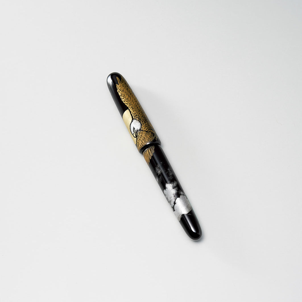 Chinkin Lacquer Fountain Pen –Eagle in the Moonlight