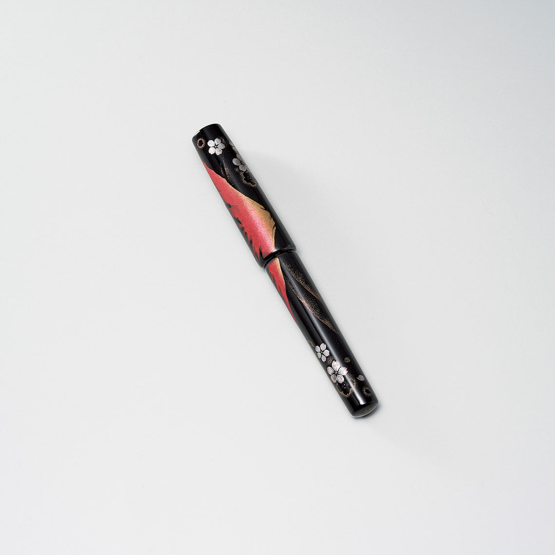 Chinkin Lacquer Fountain Pen – Mt. Fuji Motif