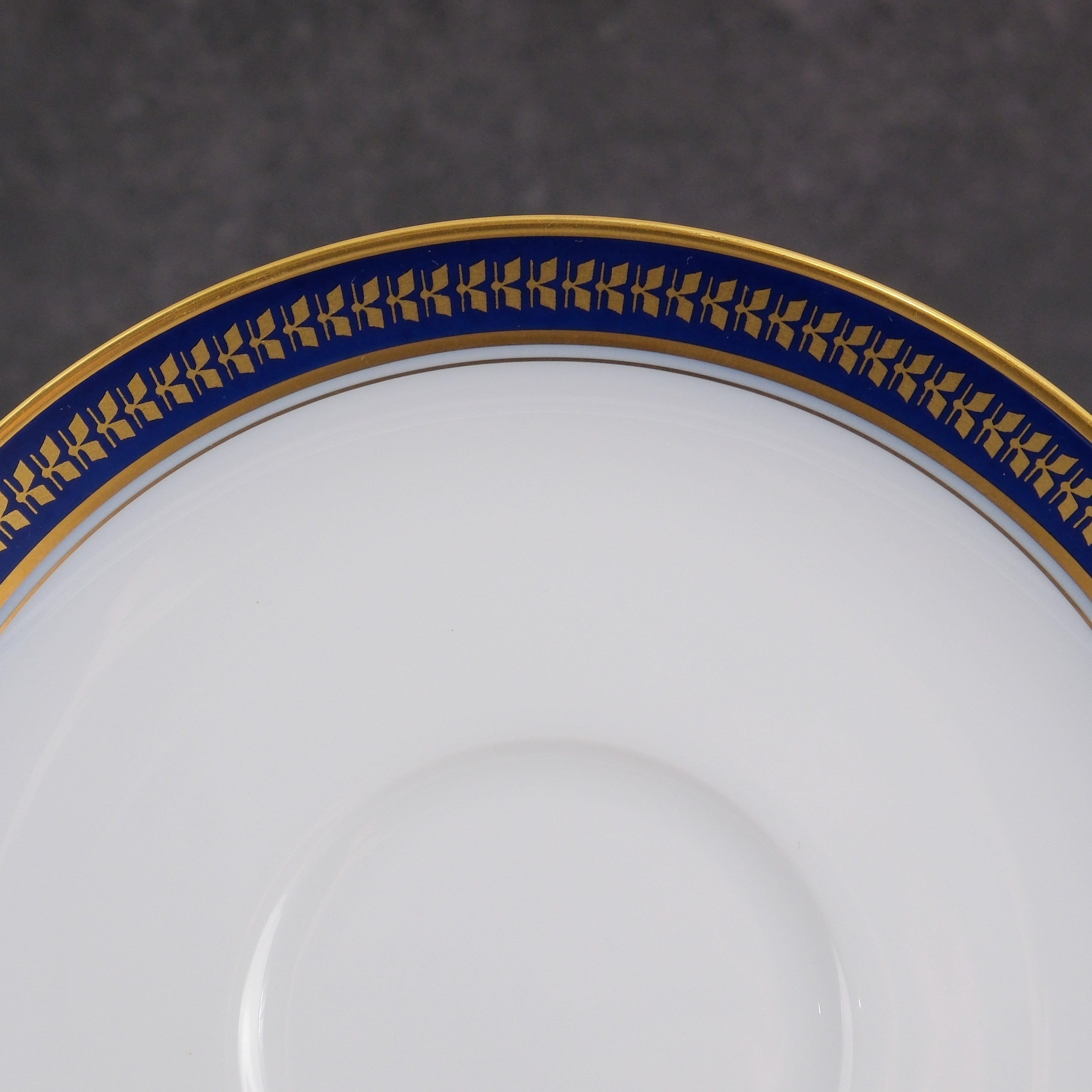 Okura Art China "Gold Wing" Cup and Saucer– Set of 3