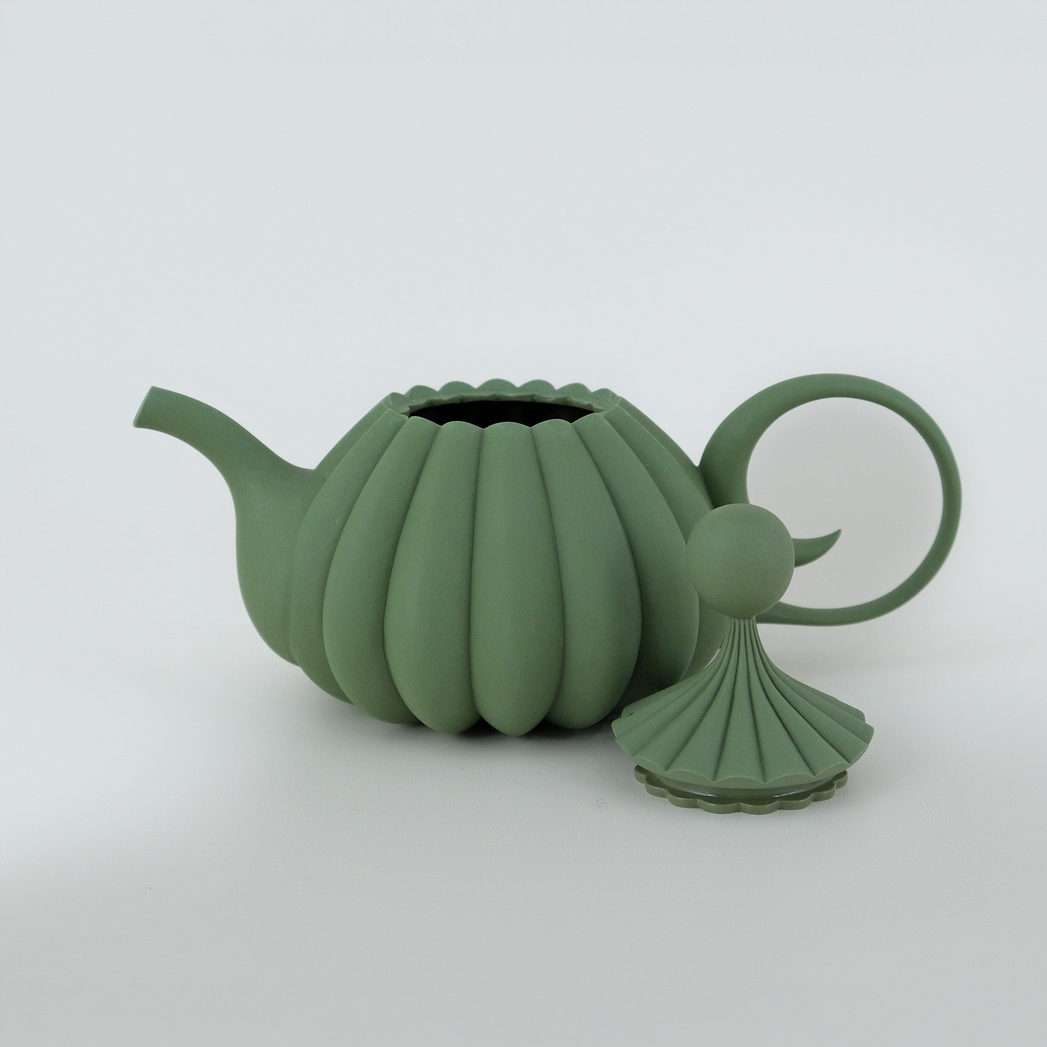 Tea Pot by Seika Takahashi(Olive Green)