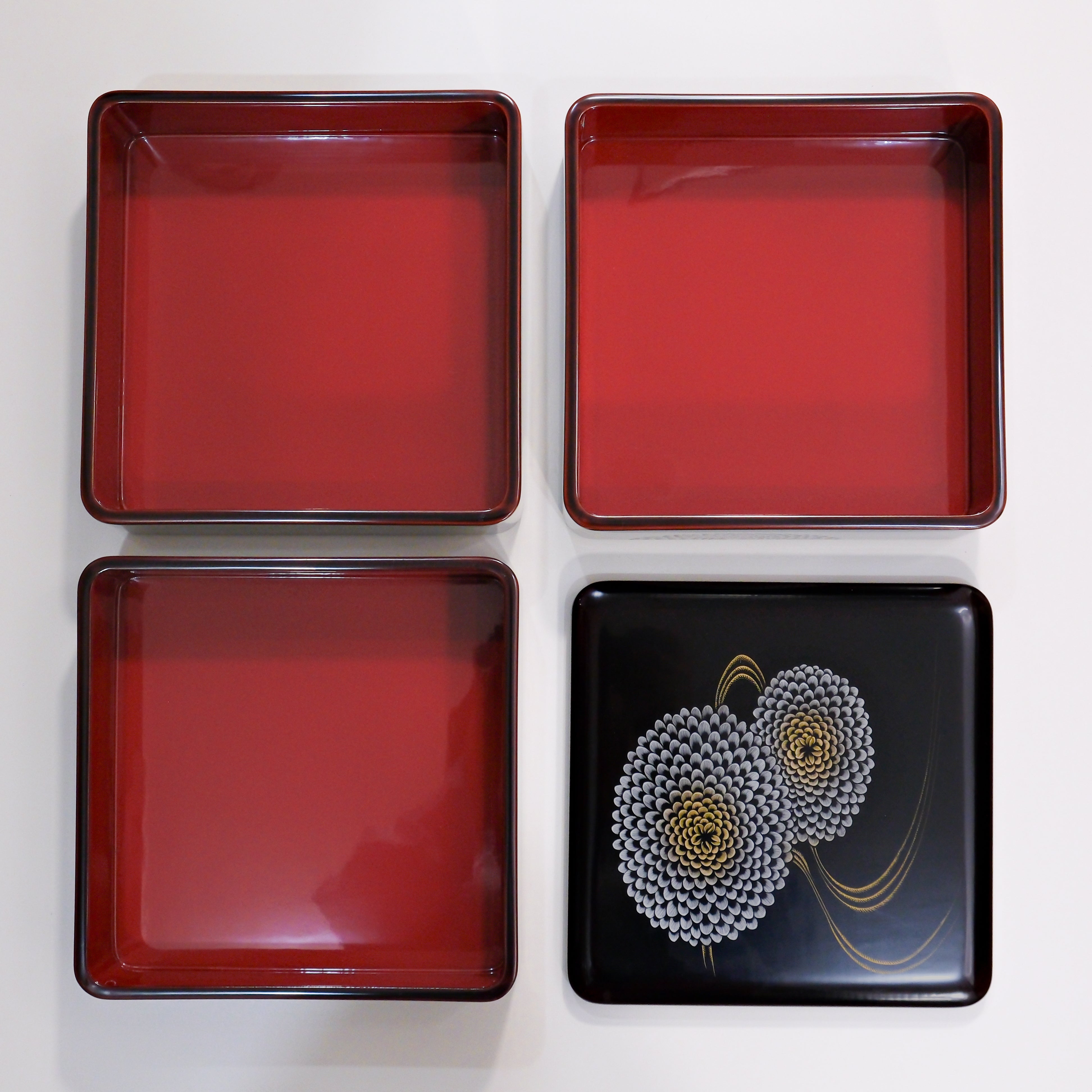 Handcrafted Chinkin Lacquer ”JUBAKO” with chrysanthemum motif