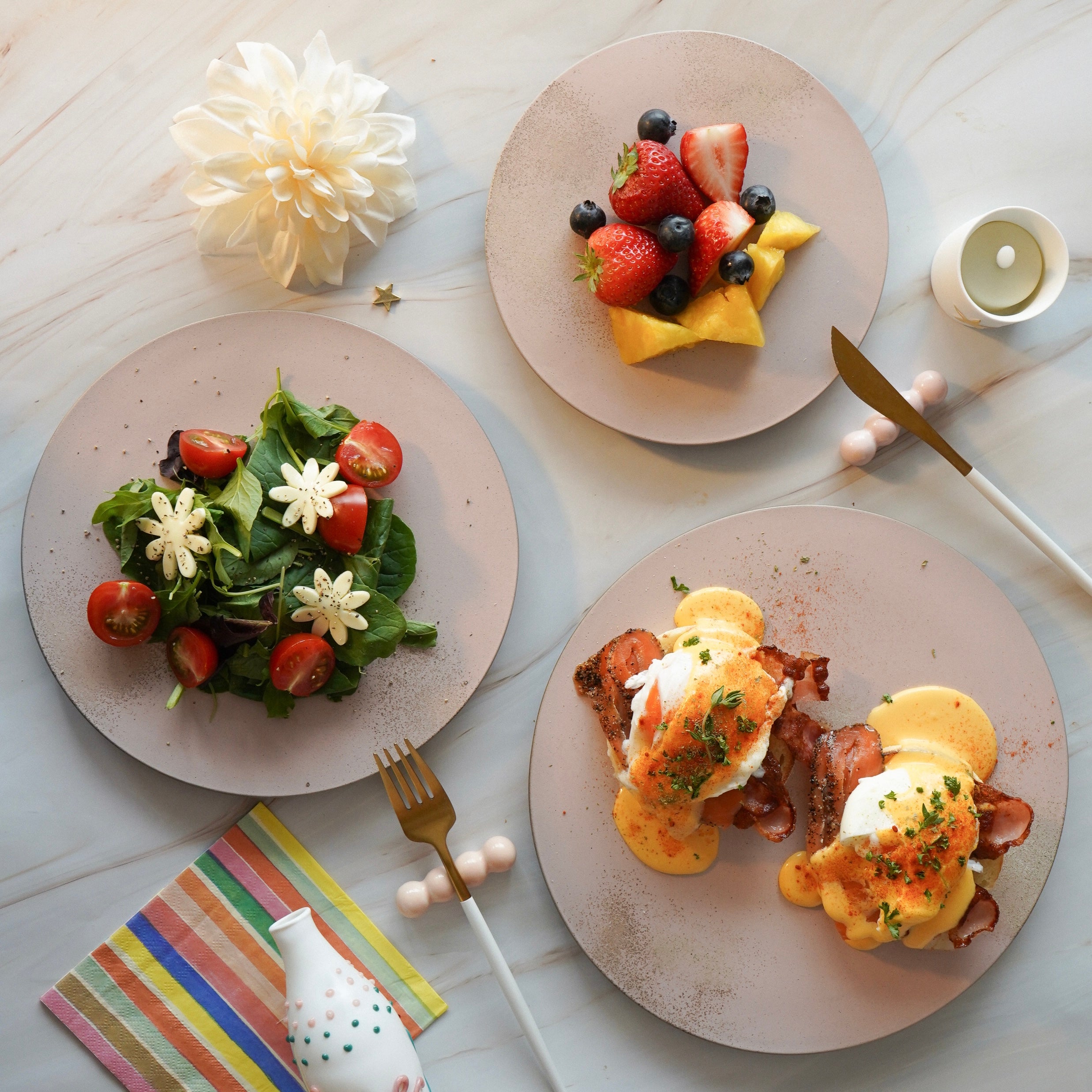 ”ban” Round Plate Set – 3 Sizes (Dusty Rose)