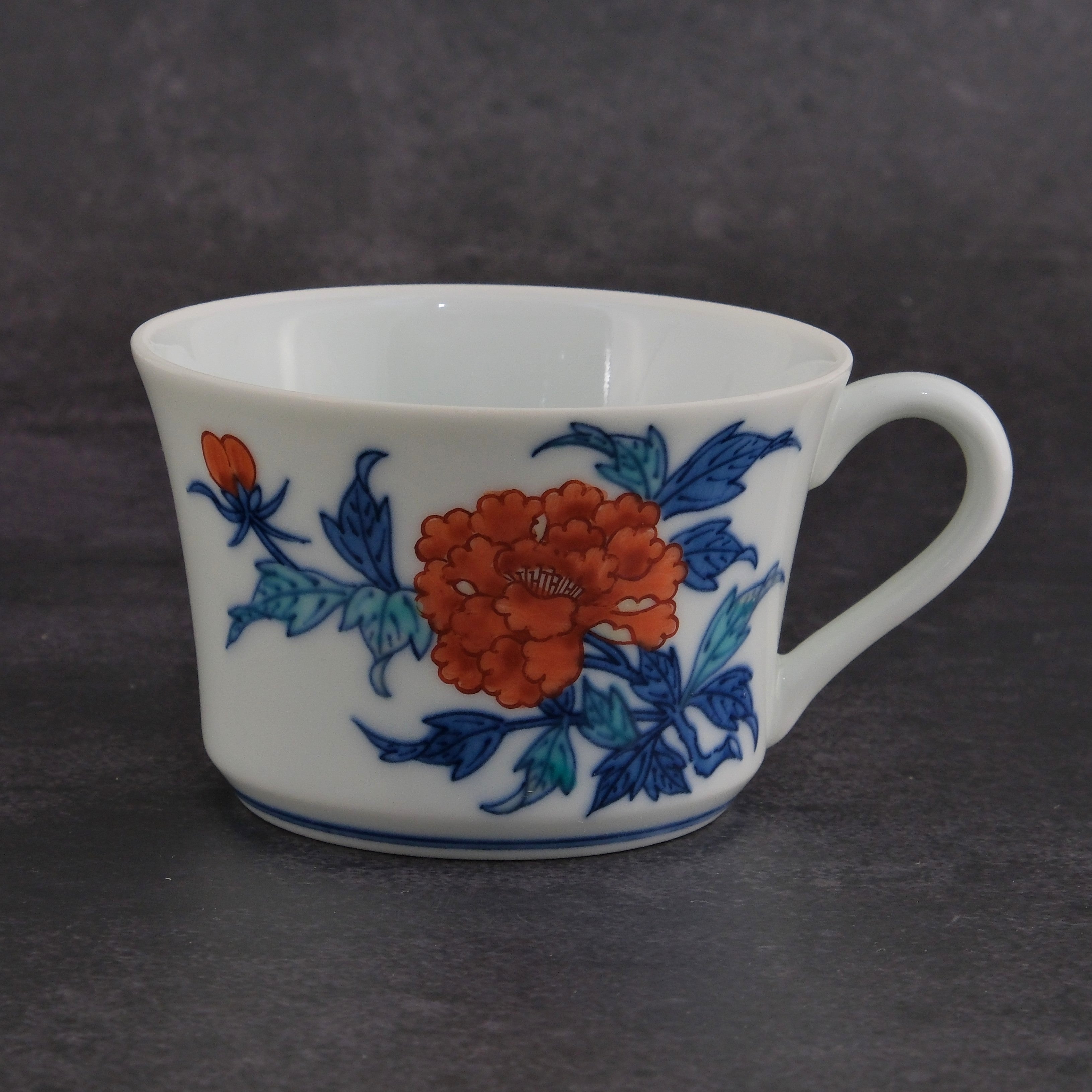 Botan（Peony） Teacup & Saucer Set Nabeshima Porcelain by the 13th Imaizumi Imaemon (1926-2001)